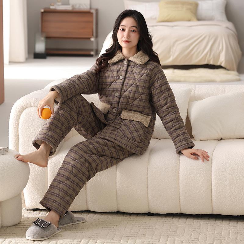 Pajamas women's winter three-layer thickened fleece woven cotton padded autumn and winter coral fleece large-size warm loungewear