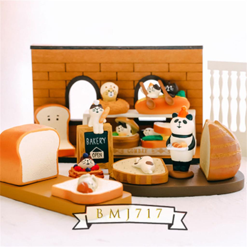 Cute Toast Bread Cats Phone Stand Desk Resins Figurine Ornament Smartphones Tablets Holder for Home or Office Decors