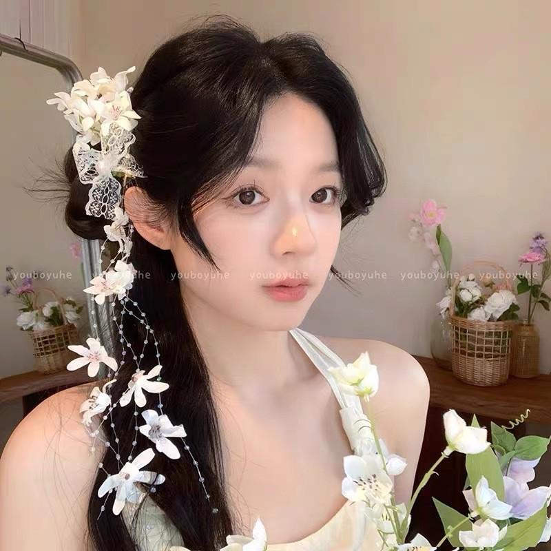 Fairy White Lily Bud Lace Tassel Hair Clip
