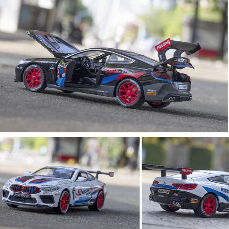 1/32 Scale M8 GET Diecast Car Model Toy, Pull Back Toy Vehicle with Sound and Light for Kids Toddler Boys Girls Gift Collection