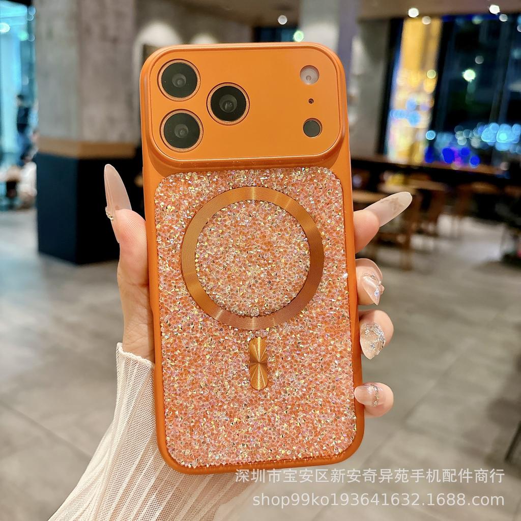The New Rhinestone Magnetic Protective Case Is Suitable for iPhone17Promax Light Luxury Second Change 17 European and American Apple Mobile Phone Case