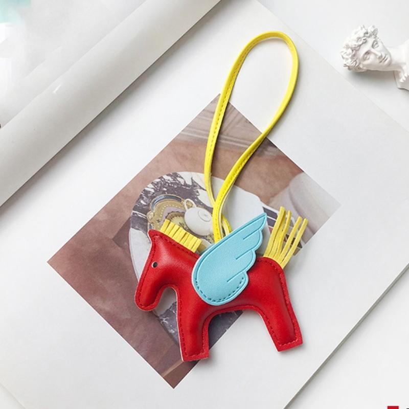 Cute Angel Wing Horse Keychain Pendant for Women Girls Fashionable Mini Horse Shape Bag Charm Oranemnt for Handbags