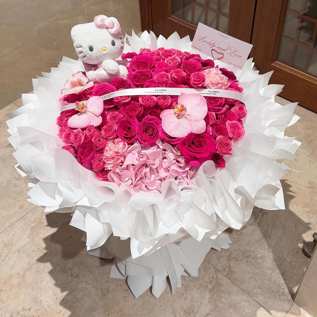 Lychee Mix Bouquet with Eternal Flower Soap for Girlfriend or Bestie - Ideal Birthday Gift