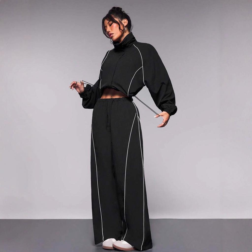 Damski Czarny Dwuczęściowy Zestaw w Paski z Wysokim Dekoltem Długim Rękawem Crop Top i Szerokie Spodnie