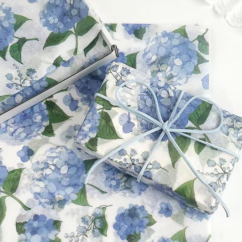 10 Sheets 50x35cm Bowknot Tissue Paper Gift Wrapping Paper Silver Snowflake Strawberry Flower Bouquet Packaging Decoration Paper