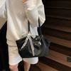 Shoulder bag Large capacity work commuter bag High sense fashion texture Niche women's bag