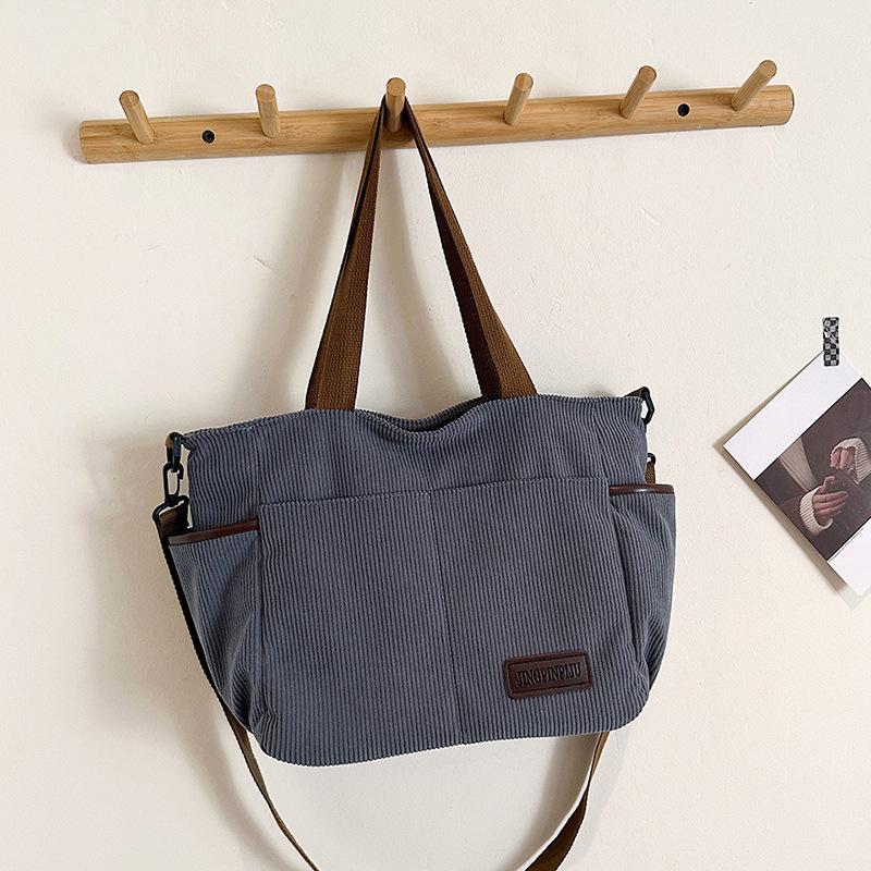 

Модная сумка большой вместимости для выхода в свет, для отдыха, дамская сумочка, весна и лето 2025, новая универсальная сумка-мессенджер в стиле инс, сумка-тоут для мастер-класса по макияжу серый