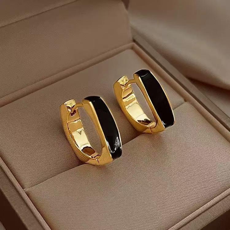 White Enamel Drip Glaze Square Stud Earrings - Trendy High-End Accessories for Women 2025