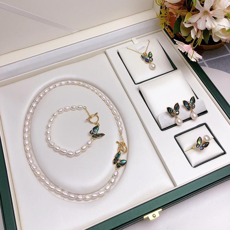 Elegant Freshwater Pearl Necklace Set with Abalone Shell Butterfly Inlays for Women