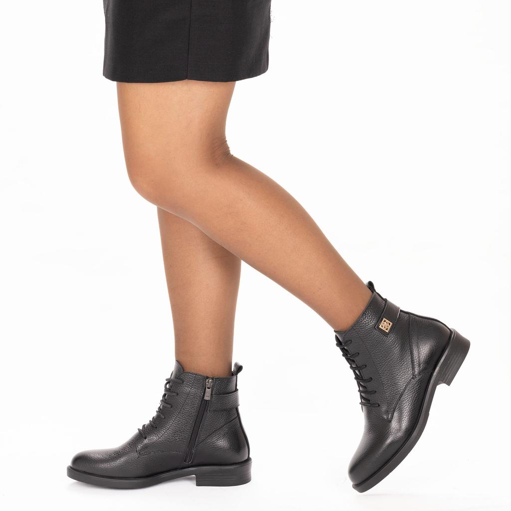 Damen-Mittelstiefel aus echtem Leder mit Gummisohle
