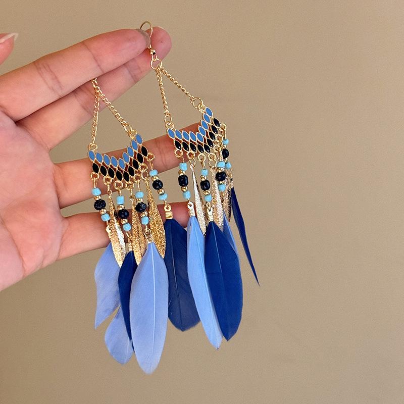 Retro Ethnic Bell Tassel Earrings: Exquisite, Fashionable Dangle Design with Light Luxury Appeal.