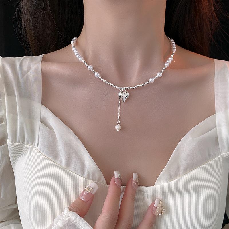 Female Niche Fashion Versatile Simple Love Necklace