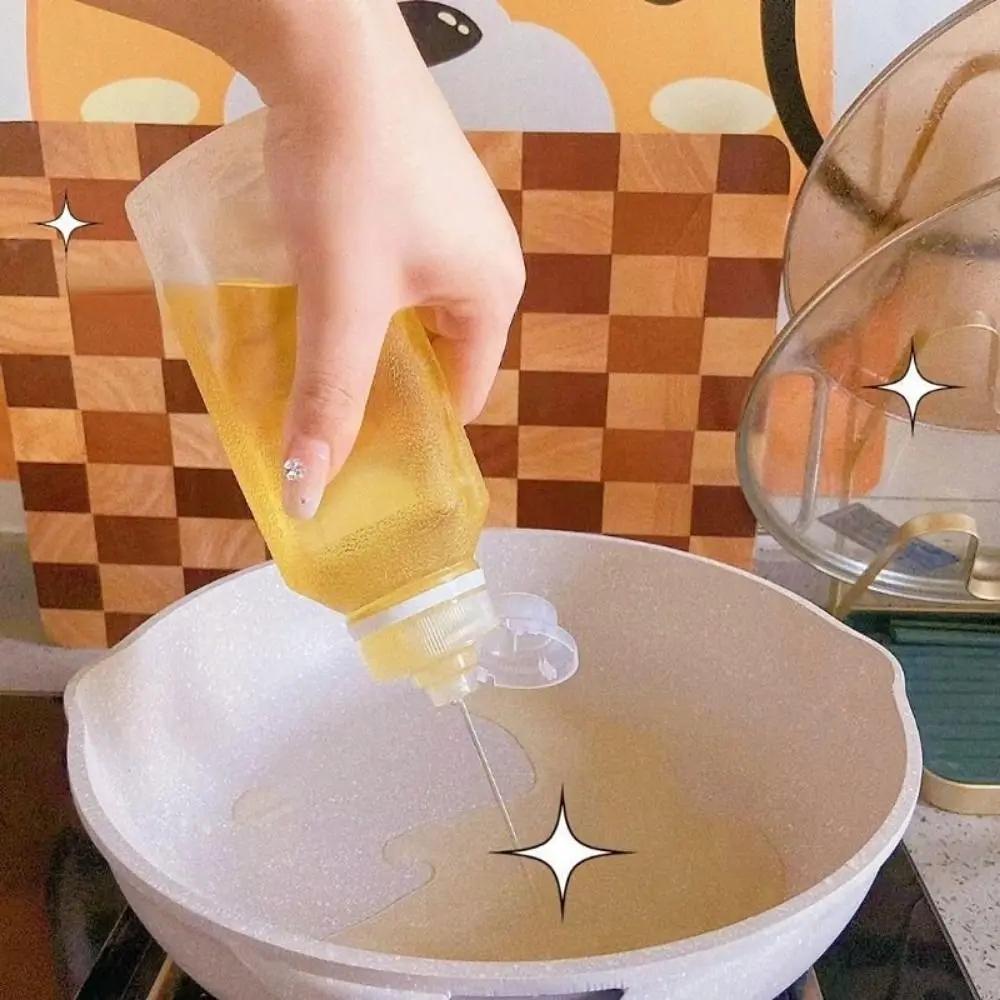 Durable 300/500ML Oil Bottle with Lid Leak-proof Ketchup Salad Dispenser Multipurpose Sauce Squeeze Bottle