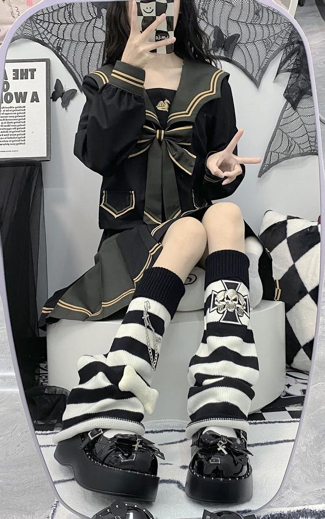 Leg Warmers for Women y2k Loose Socks with Chain A subculture leg cover with a gothic skull Perfect for Harajuku gothic and gyaru Keeps legs
