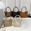 Today's Popular Small Bags, New Women's Bags, Highend Retro Versatile Messenger Bags, Fashionable Portable Bucket Bags