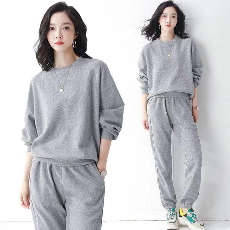 2025 Spring-Autumn Women's Casual Two-Piece Set: Round Neck Long Sleeve Top & Loose Pants, Plus Size