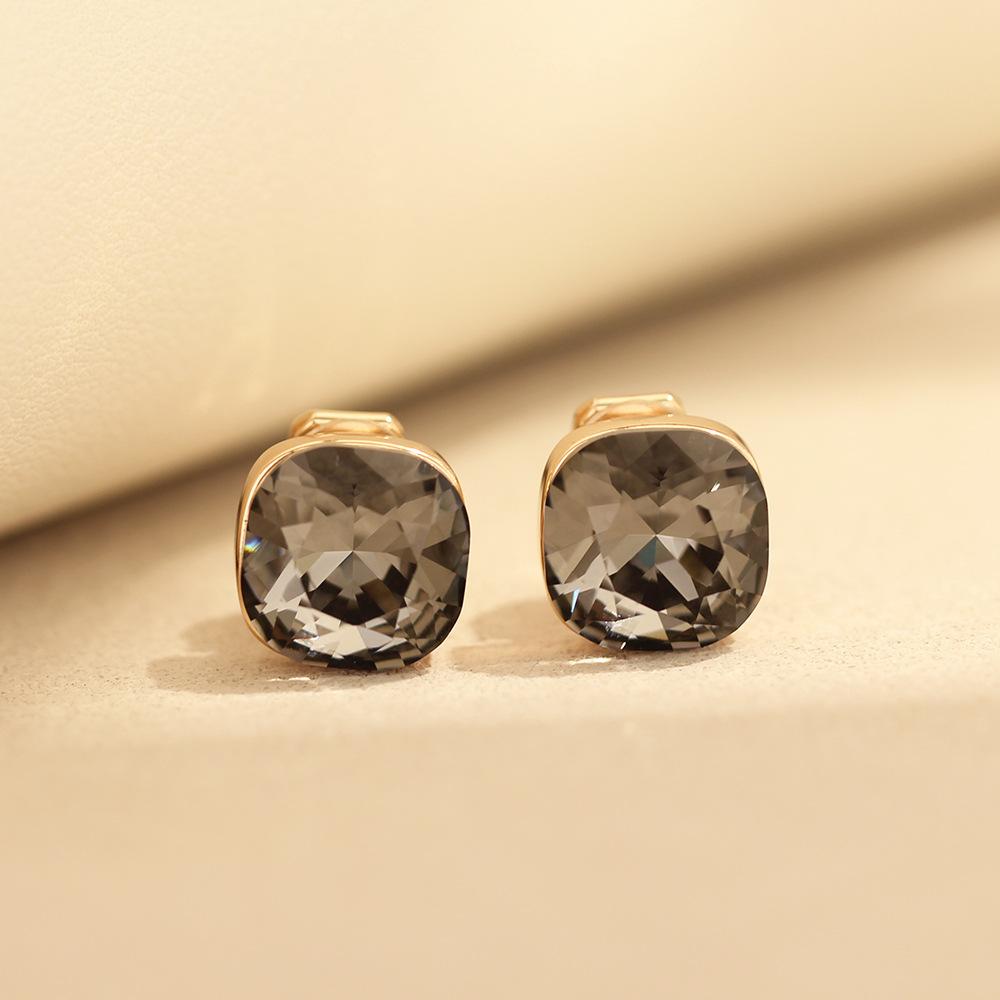 European and American personality versatile eight-color princess square crystal earrings, gold-plated fashion without pierced earrings, earrings, wome