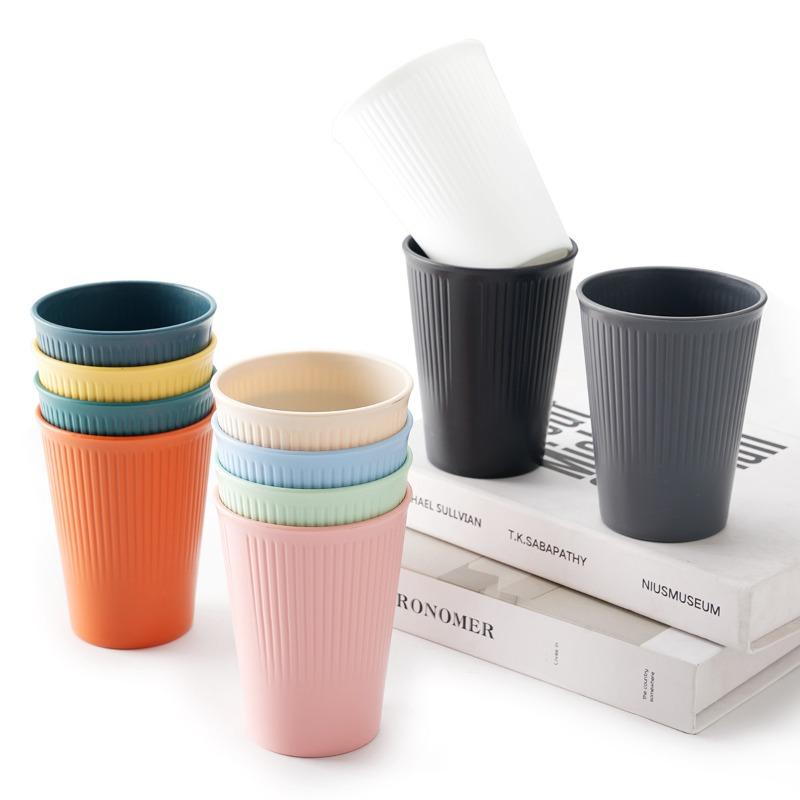 PP-Wasserbecher - Haushalts-Kaffeebecher-Set - Einfacher und kreativer vertikaler Muster-Kunststoff-Wasserbecher - Zahnbürstenbecher - Mundspülbecher