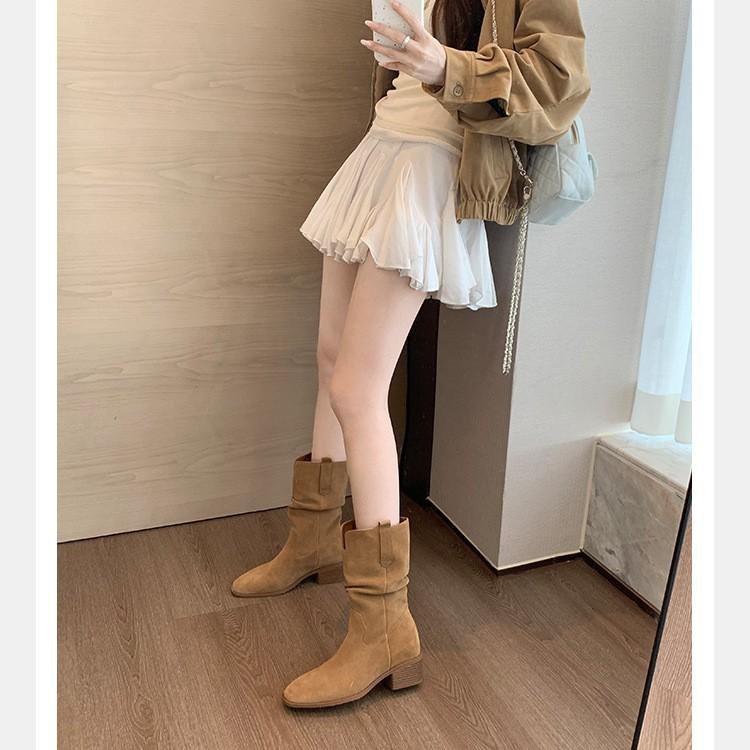 Grape mother, the same style has increased by 8cm~ round head V-mouth thick heel has increased in height and is thin, large tube circumference is