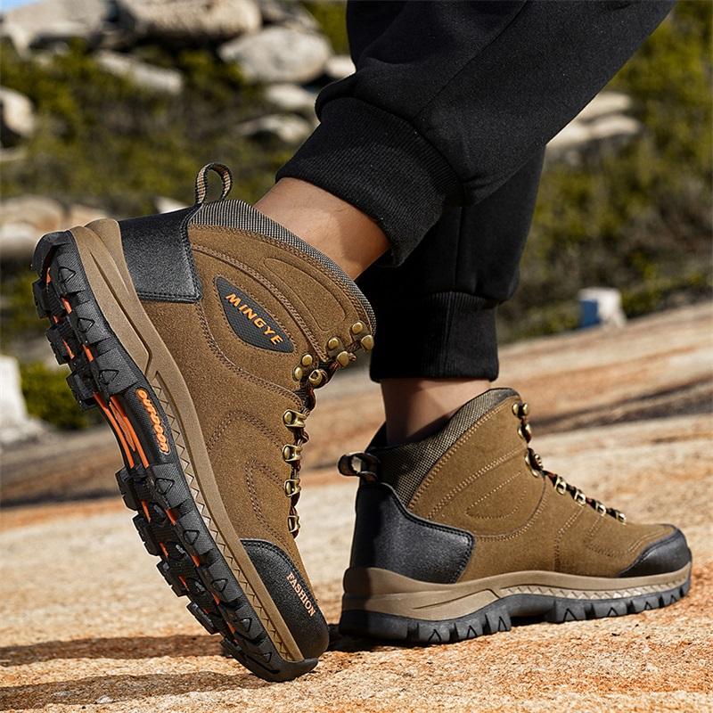 Chaussures de Randonnée Extérieure Homme Lacets Antidérapantes Montantes Chaussures Homme Confortables à Semelles Épaisses Durables Chaussures de Sport Décontractées Homme