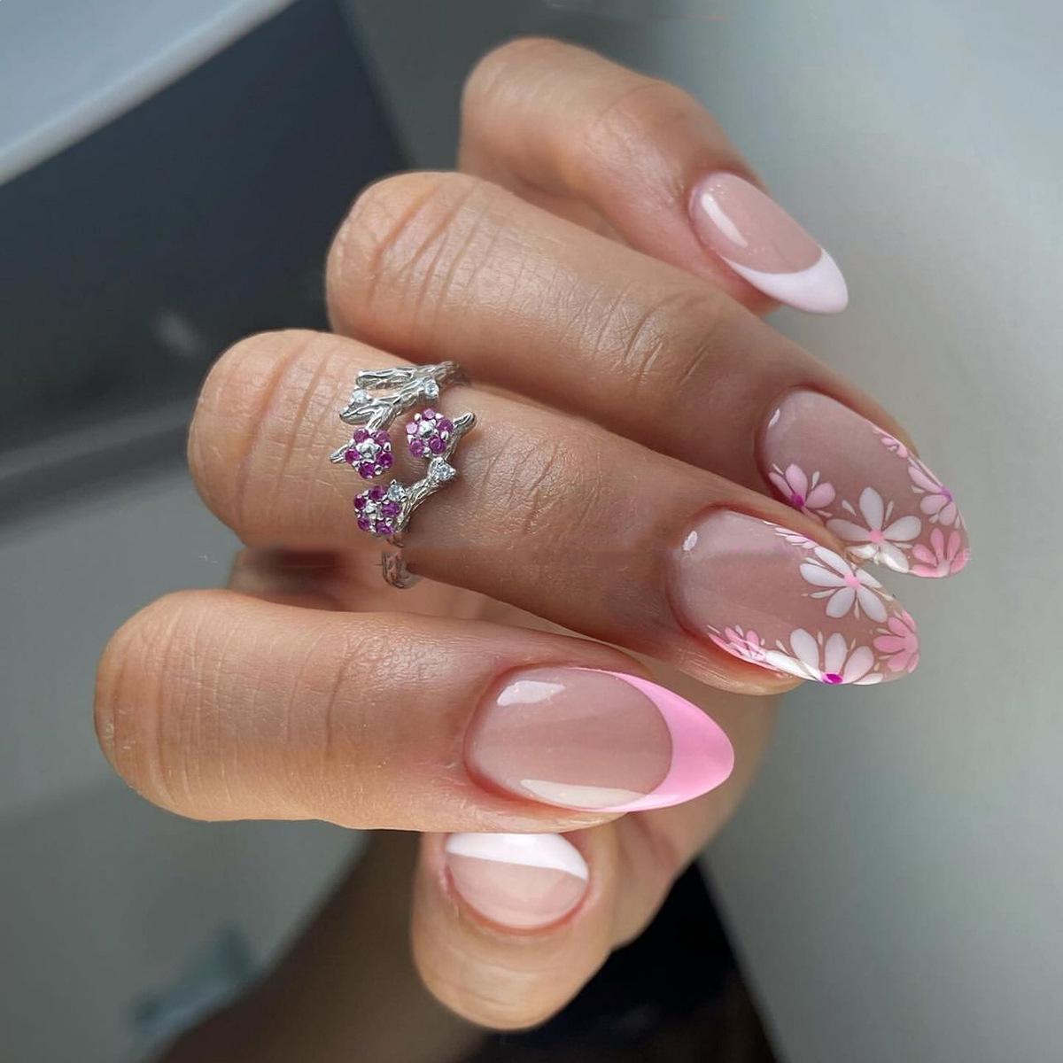 2024 Almond Shaped French Manicure Floral Tips – Simple, Wearable Summer Nails JP3387 with Glue