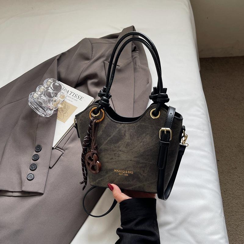Handbag Women's Korean Version Ins Fashion Messenger Bucket Bag 2025 Autumn New Simple High-value Shoulder Women's Bag
