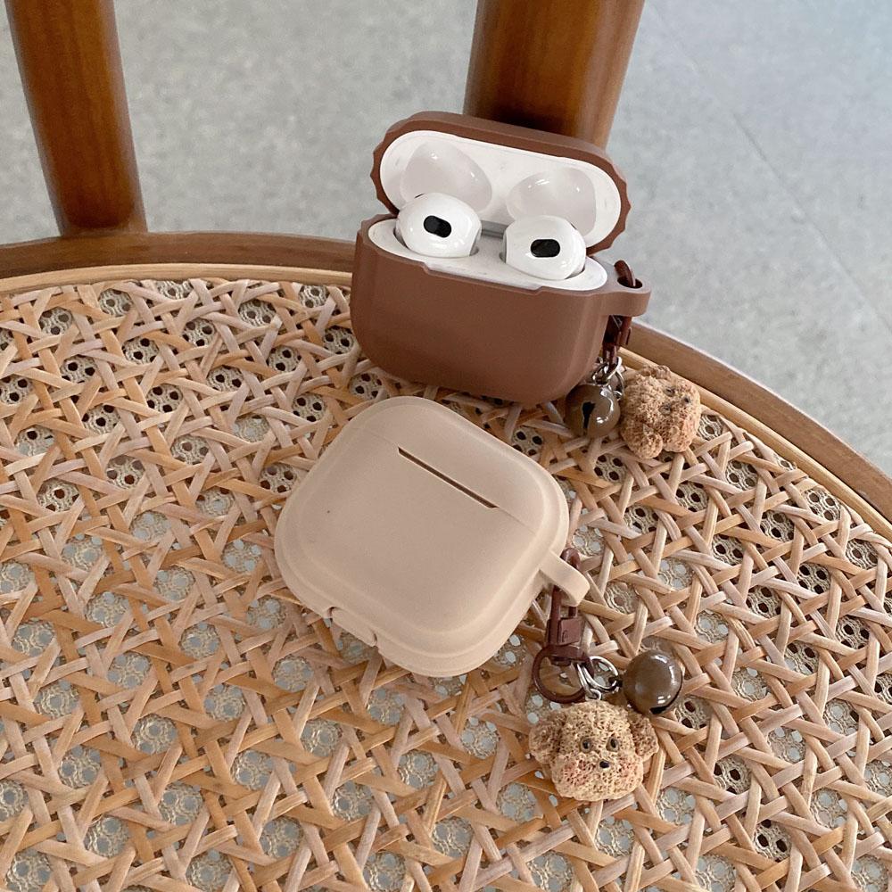Cartoon Lovely Small Bell Puppy Pendant Milk Tea Matte Silicone Dustproof Earphone Case for AirPods Pro 3 4 2 Cover Couple