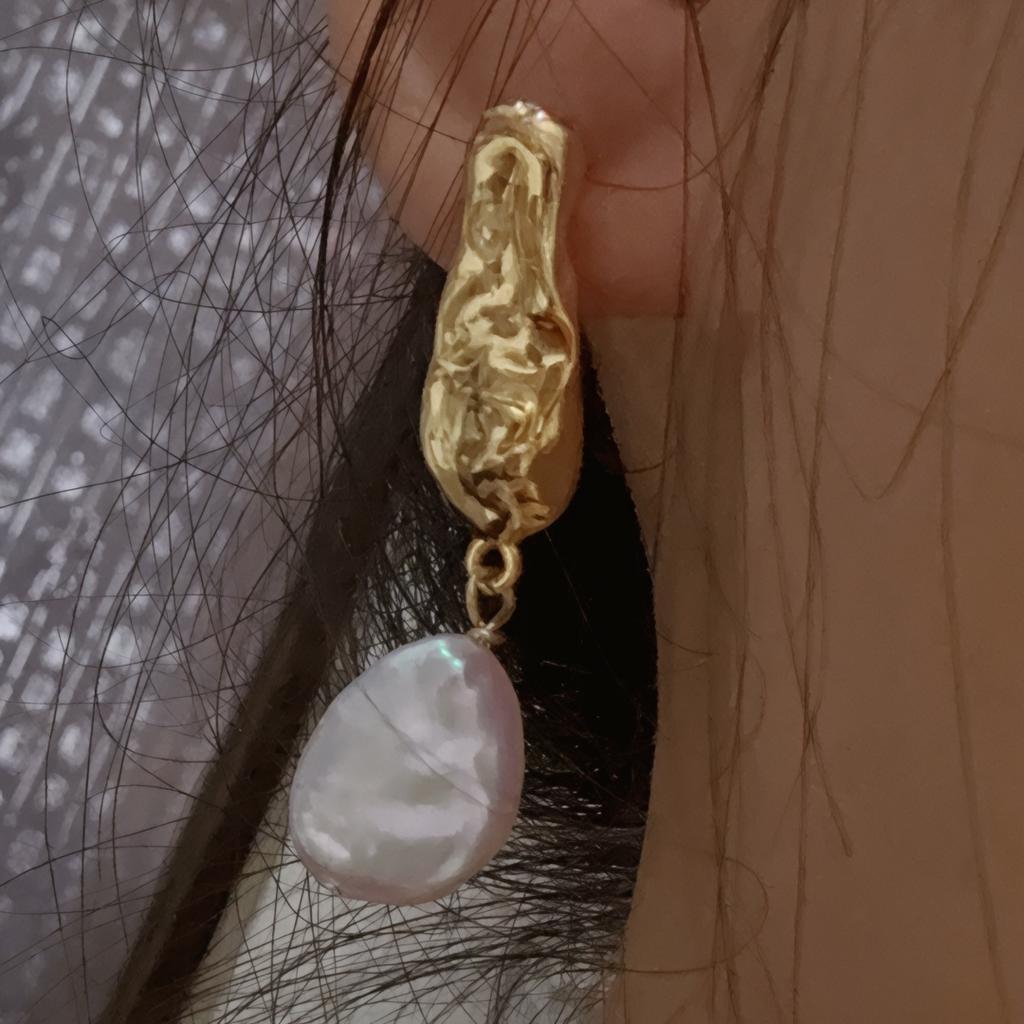 Irregular Water Droplets, Natural Baroque Special-shaped Pearl Stud Earrings, Exquisite Temperament, Versatile French Retro Earrings for Women