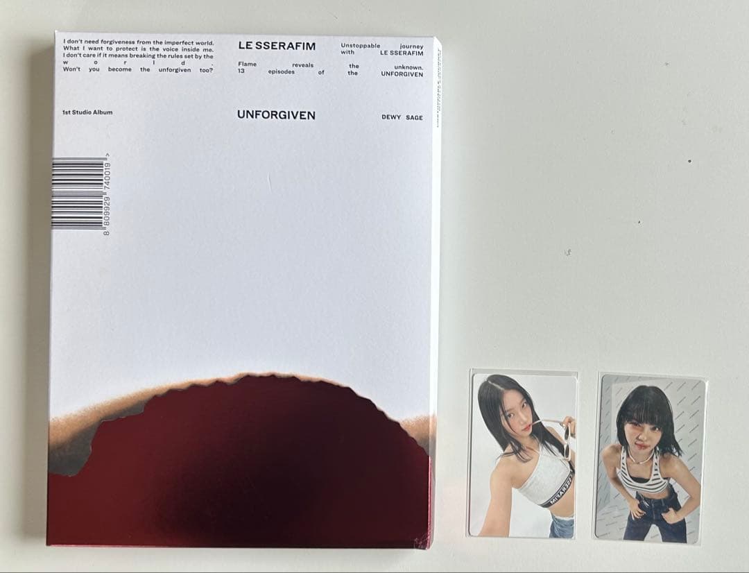 

[USED] LE SSERAFIM UNFORGIVEN