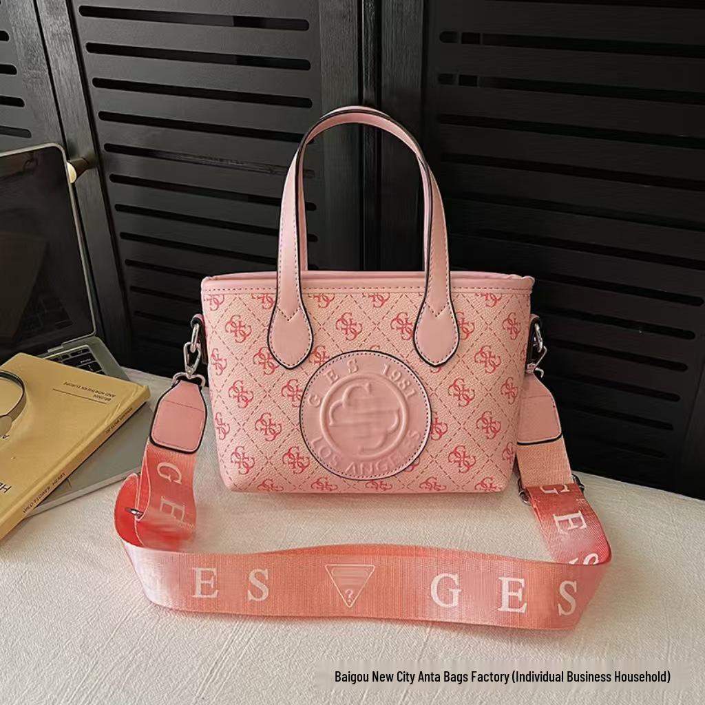 Retro Women's Trendy Letter Handbag: Versatile European & American Crossbody and Tote Style