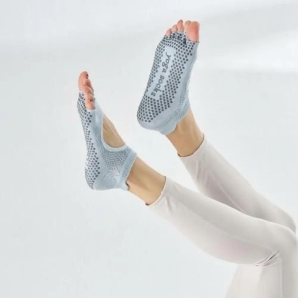 Women s silicone non-slip open-toe toe socks white
