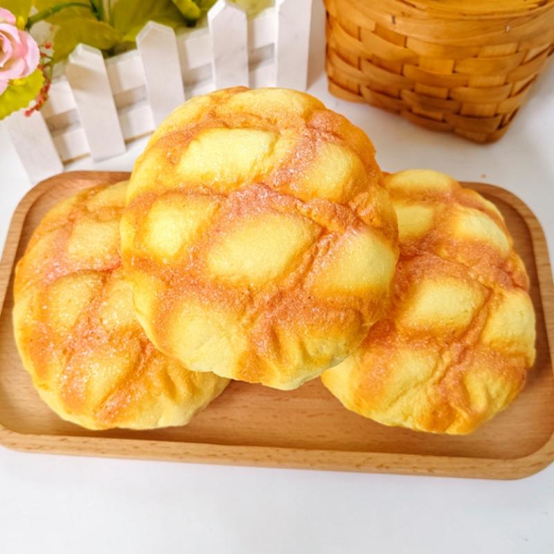 1Pcs Pineapple Bun Shaped Stress Relief Squeeze Fidget Toy Soft Slow Rebound Decompression Gift