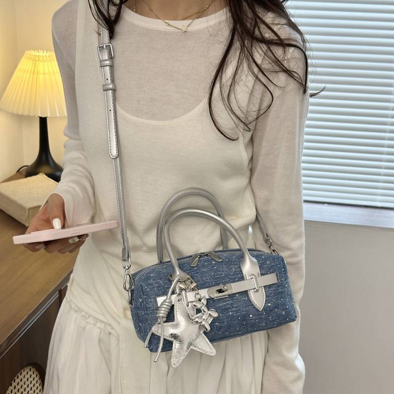 Urban Minimalist Synthetic Leather Crossbody Bag For Office Commuters