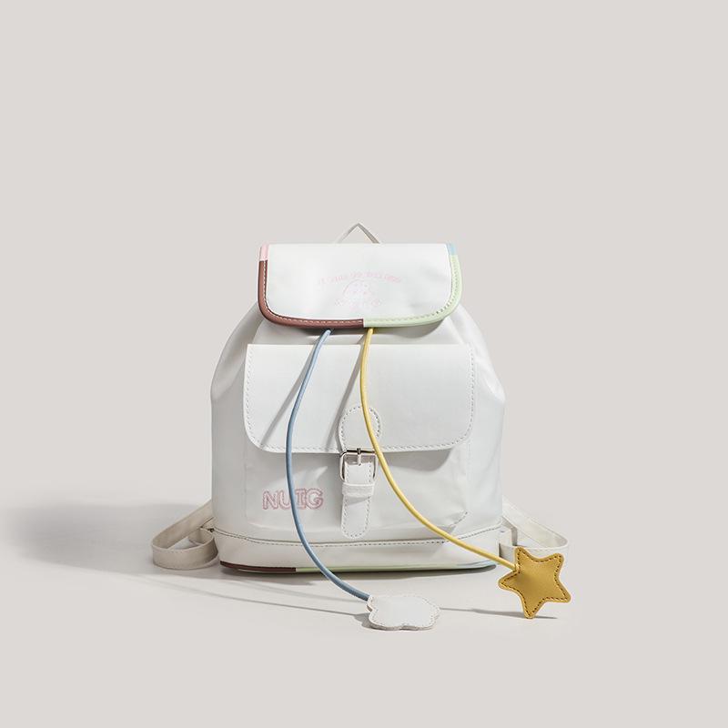 

Niche design new autumn and winter travel bags, large-capacity backpacks for students in class, super cute слоновая кость