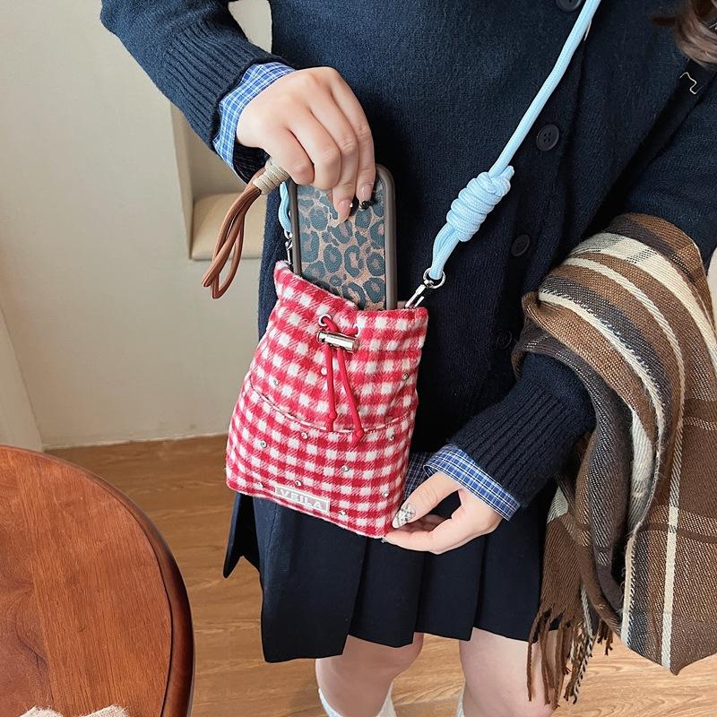 Mori autumn and winter woolen women's satchel early spring casual plaid single shoulder crossbody bucket small bag