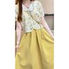 Completo Top Floreale Ricamato e Gonna Pieghettata Modello Lungo Outfit Fresco e Dolce con Gonna Pieghettata
