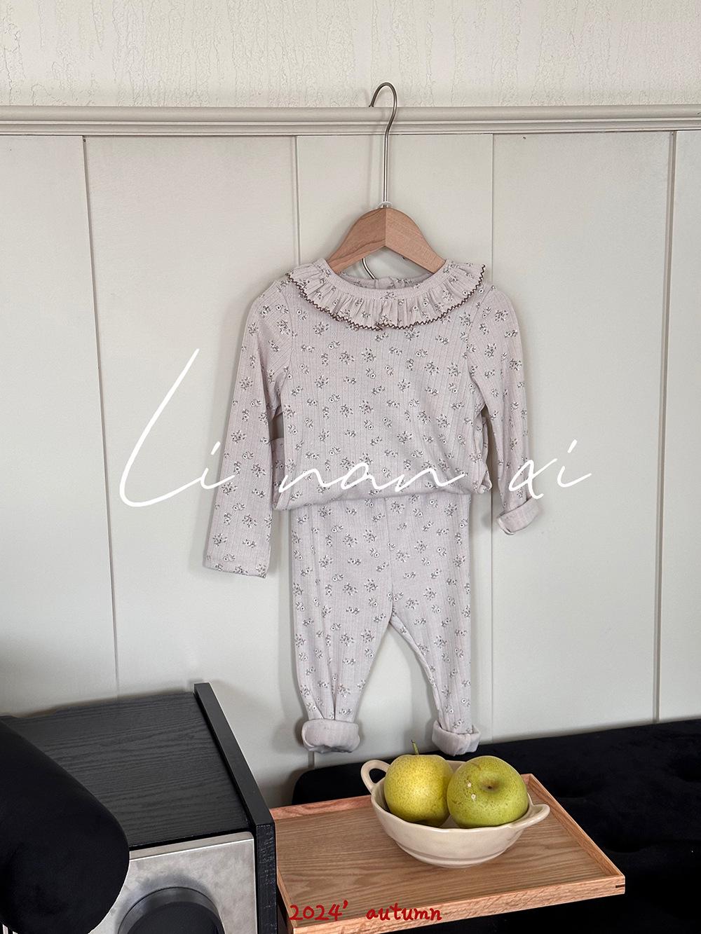 

Children s Ruffle Collar Pajama Set: Small, Medium, Large - Long-Sleeved with Close-Knit Design 110 cm