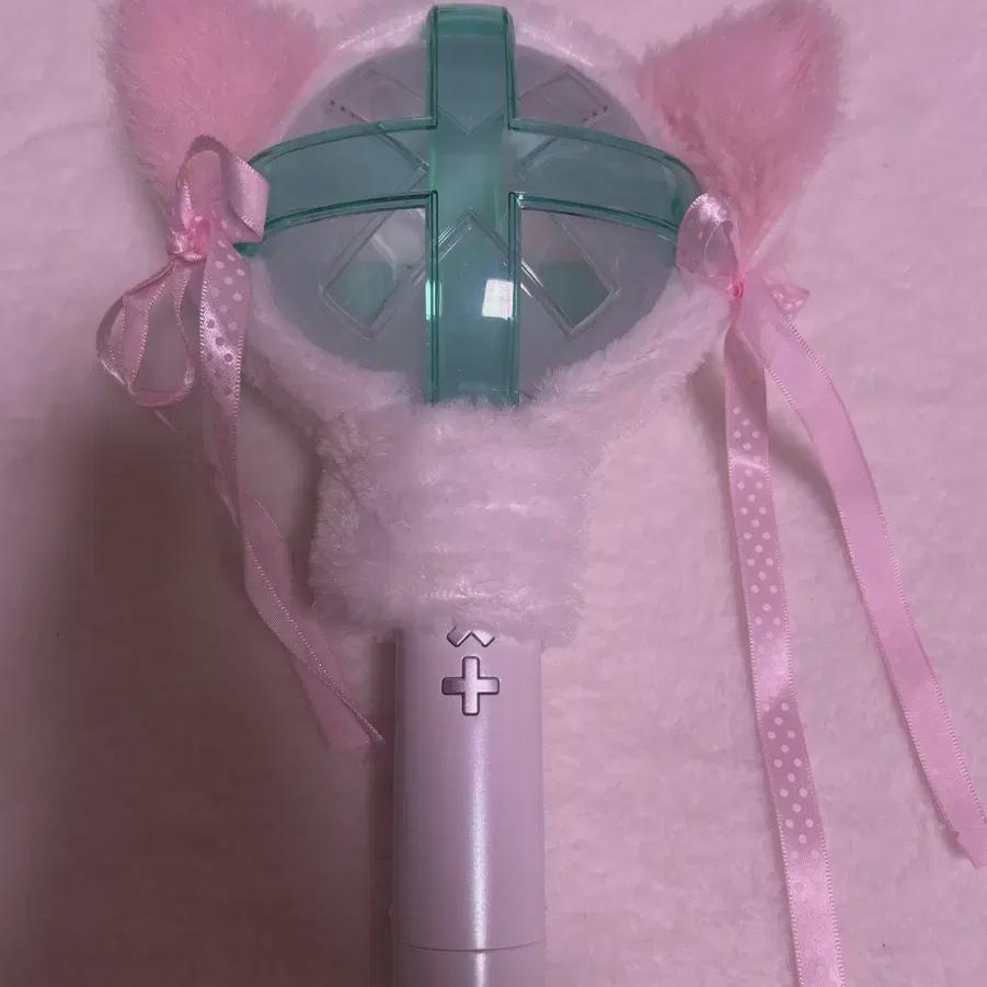 

Продажа лайтстика Tomorrow X Together