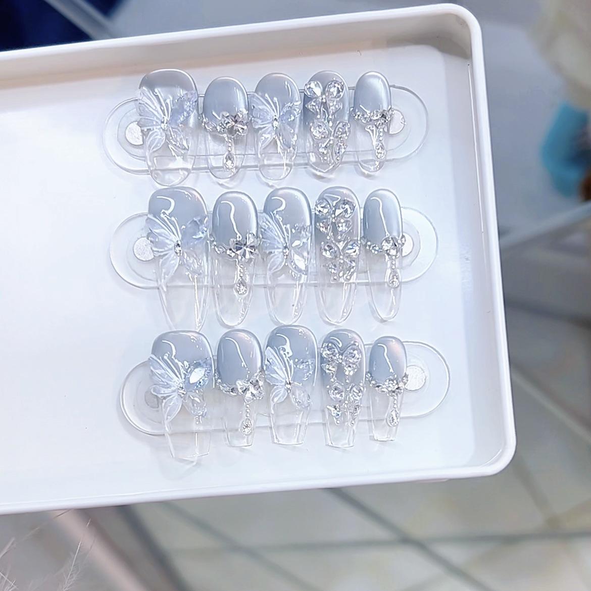 

Hand-woven Armor Spring and Summer New Butterfly Dream Blue Sea Ice Transparent Three-dimensional Butterfly Cat Eye Manicure Sticker large L