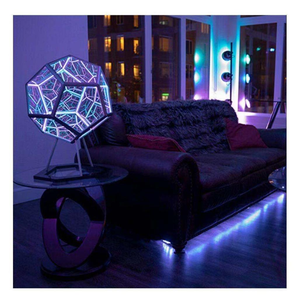 Geometric Dodecahedron Table Lamp with Modern Metal Frame and Multifaceted Panels for Ambient Lighting and Home Decoration