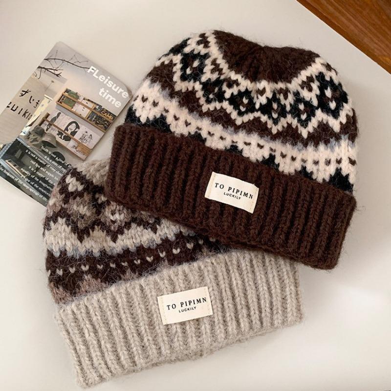 Vintage Fair Island knitted wool hat women's autumn and winter warm versatile ear protection hat loose face small headgear