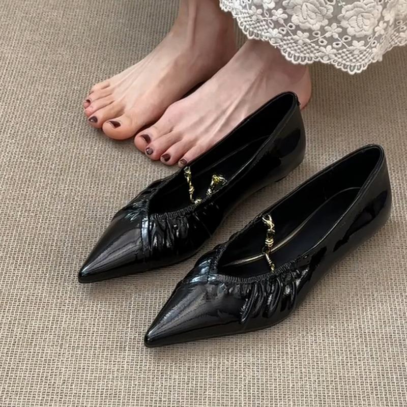 Sheepskin version pointed shoes pleated flat bottom beautiful single shoes women's metal chain temperament Mary Jane grandma shoes