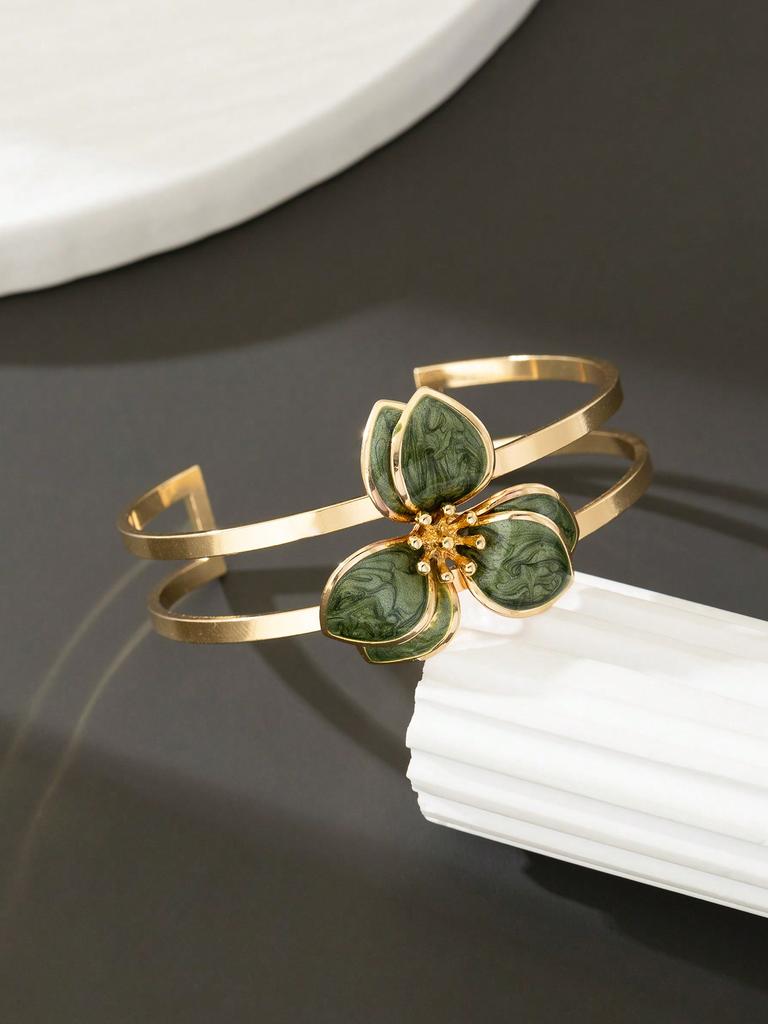 1 sweet and lovely flower bracelet