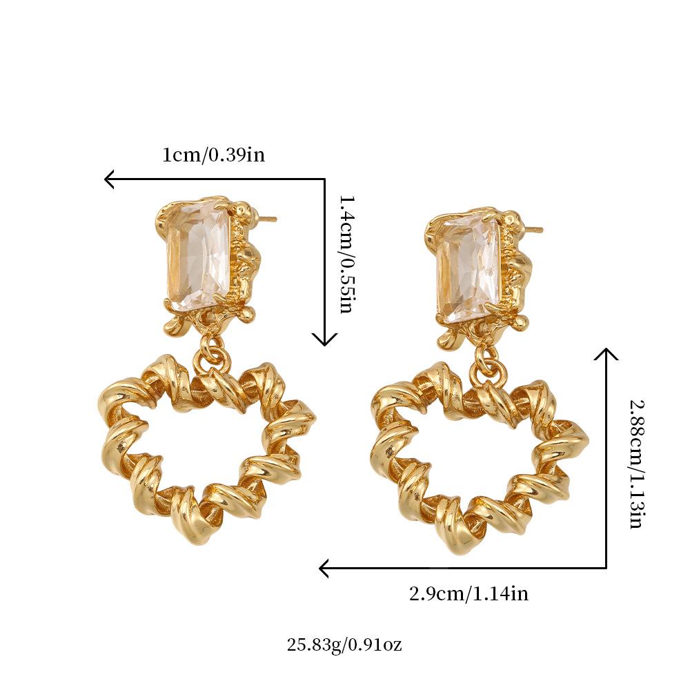 GEMCHIC Women s Heart Shape Zircon Dangle Earrings, Vintage Gold Tone Twisted Chain Drop Earrings for Women