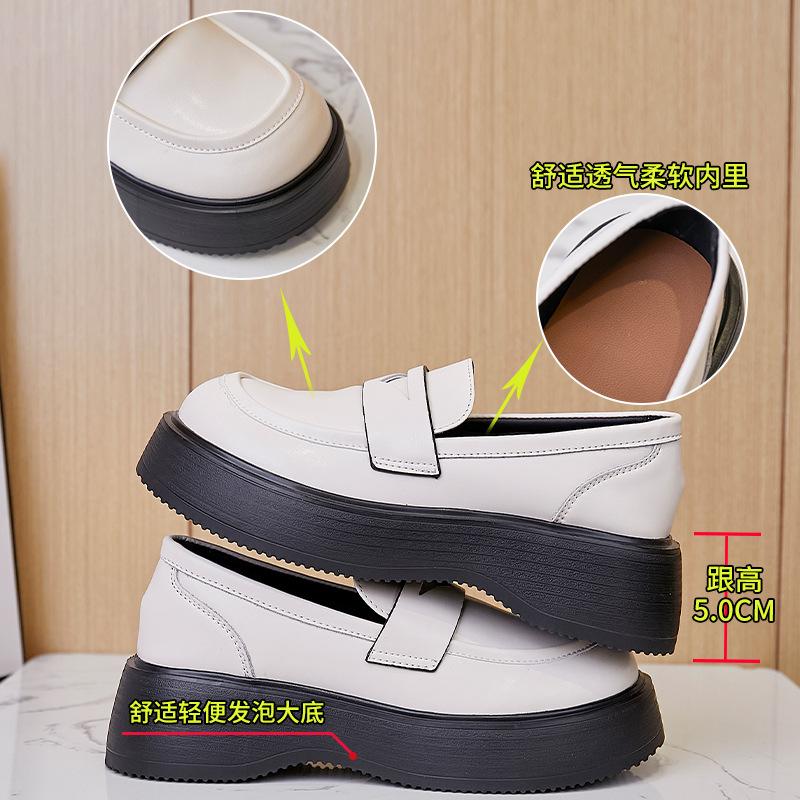 Foam sole leather loafers women's 2025 spring new small leather shoes British style single shoes women's platform commuter women's shoes