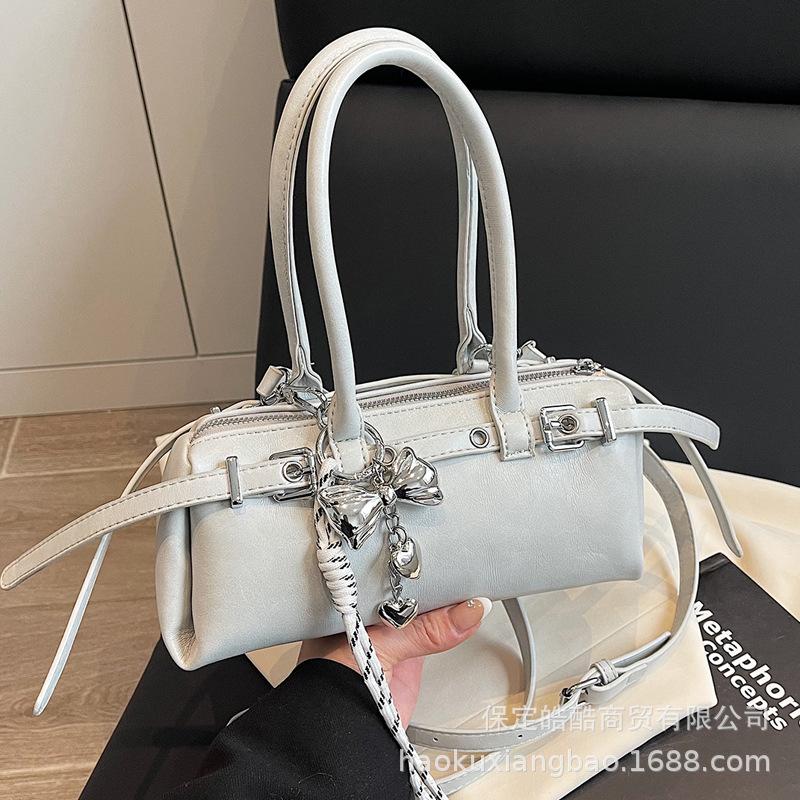 High sense super hot small bag women 2025 new fashion versatile messenger bag fashion popular portable Boston bag