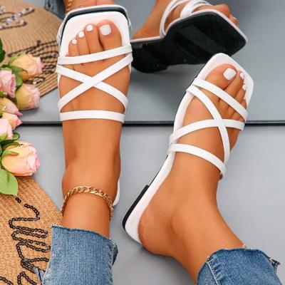 Moda Yaz Düz Terlik Kadın Kare Burun Dış Mekan Terlikleri Günlük Plaj Terlikleri Kadın Ayakkabıları Dar Bant Sandaletler Zapatos Mujer