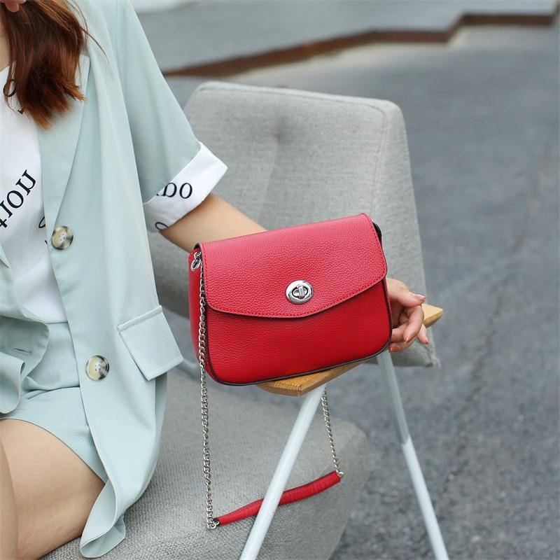 Mini Bags Leather Mini Bag OEM Leather Simple Flip Bag Chain Crossbody Small Square Bag