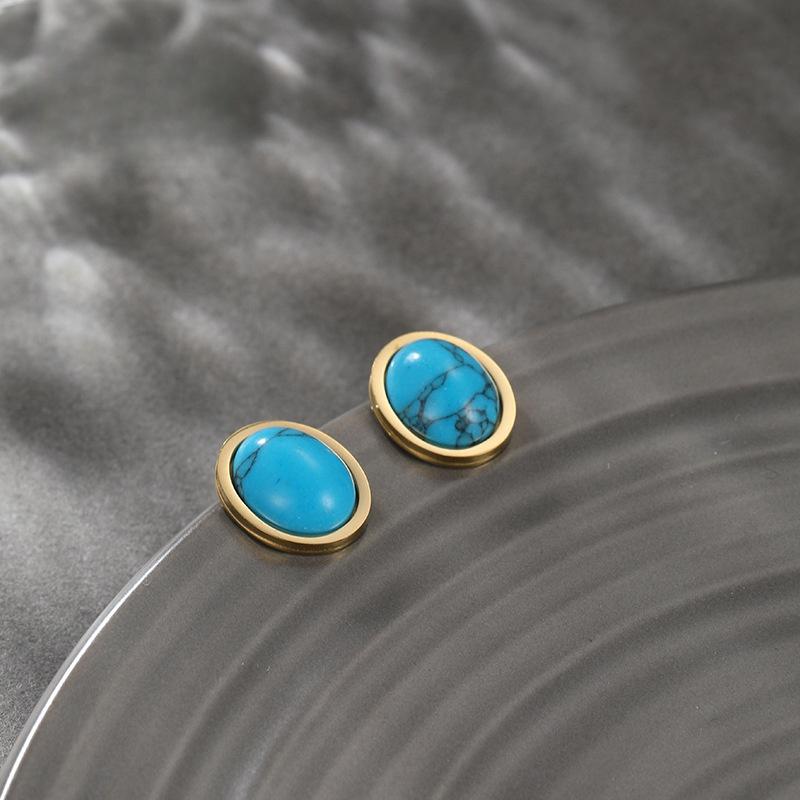 Módní oválné náušnice s nepravidelnou texturou