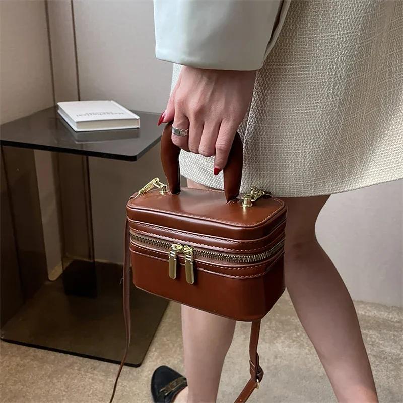 Luxury design sense mini crossbody bag Korean solid wax oil leather high-end texture simple small square bag